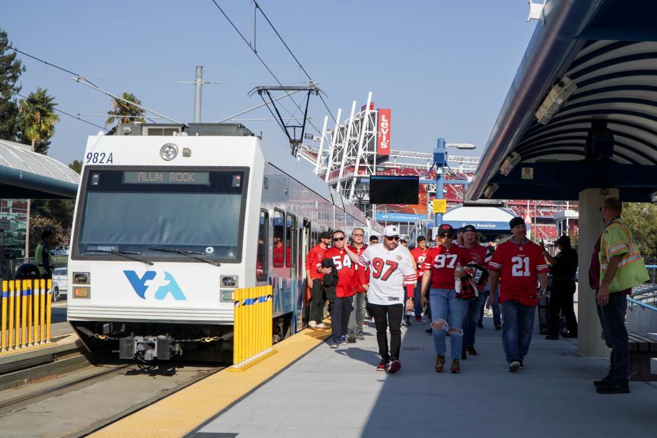 people using light rail by levis stadium